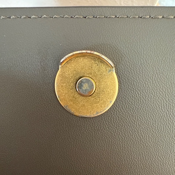 Tory Burch Leather crossbody bag - Picture 8 of 15